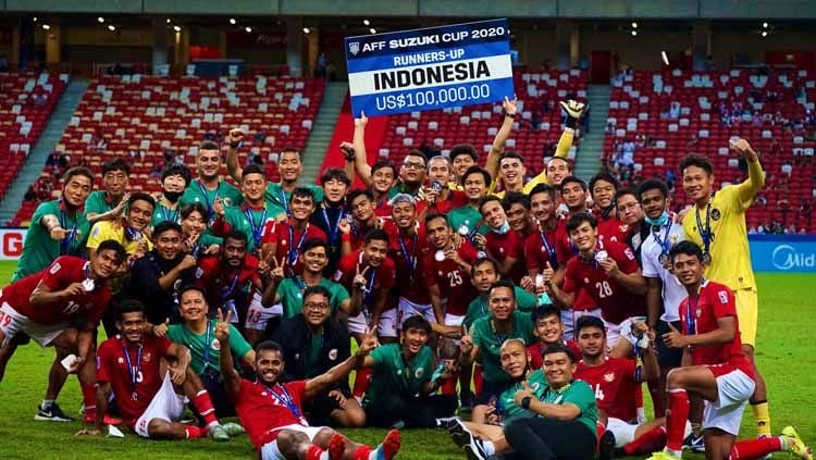 Timnas Indonesia memang kerap meragakan sepak bola keras sepanjang Piala AFF 2020 namun tidak melanggar nilai sportivitas dan berhak diberi Fair Play Award. Copyright: © nadeowinataa_1