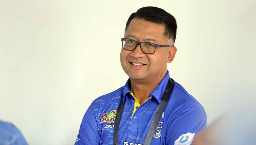 Manager tim bola voli Bandung BJB Tandamata, Ayi Subarna, membeberkan alasan mengganti pelatih dan tambah pemain. Foto: Humas BJB Tandamata Copyright: © Humas BJB Tandamata