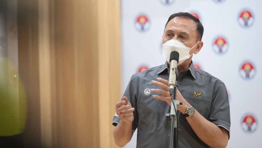 PSSI menyebut ketum mereka, Iwan Bule, sebagai tokoh utama kemenangan Timnas Indonesia atas Kuwait di Kualifikasi Piala Asia 2023 Copyright: © Kemenpora