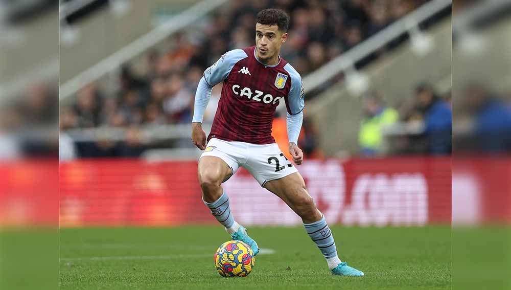 Philippe Coutinho bisa dipermanenkan Aston Villa di bursa transfer musim panas 2022 tapi ogah memutuskan terlalu dini hingga Arsenal masih punya kans menyalip. Foto: REUTERS/Lee Smith Copyright: © REUTERS/Lee Smith