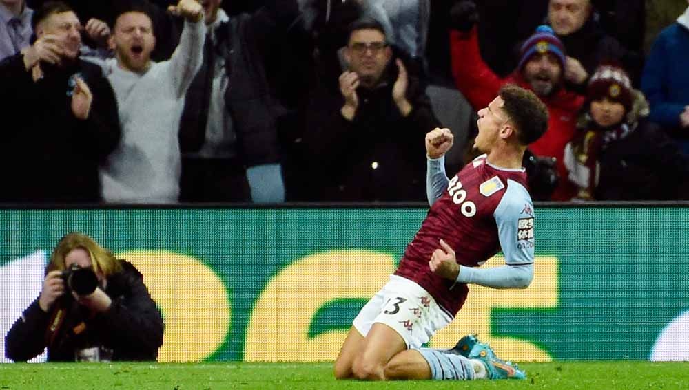 Philippe Coutinho baru saja dipermanenkan Aston Villa. Foto: REUTERS/Rebecca Naden. Copyright: © REUTERS/Rebecca Naden