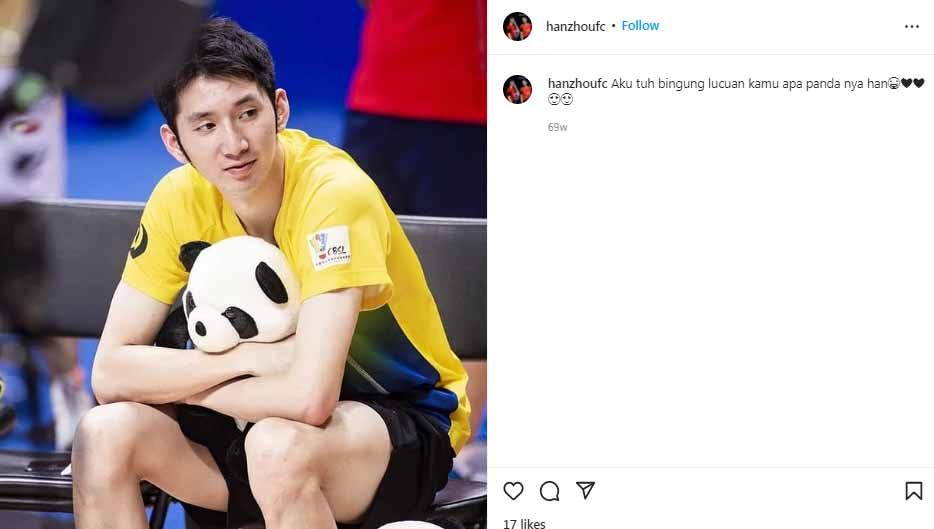 Pebulutangkis asal China, Han Chengkai, yang punya pekerjaan mulia usai gantung raket di usia 23 tahun. Copyright: © Instagram@hanzhoufc