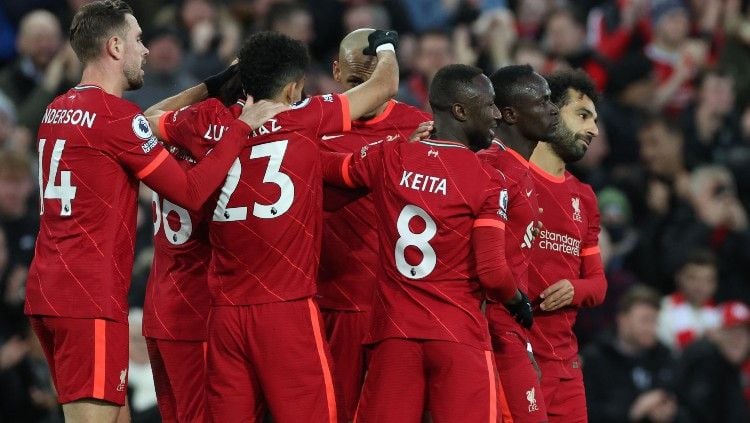 Para pemain Liverpool merayakan gol yang dicetak Sadio Mane ke gawang West Ham United (06/03/22). (Foto: REUTERS/Phil Noble) Copyright: © REUTERS/Phil Noble