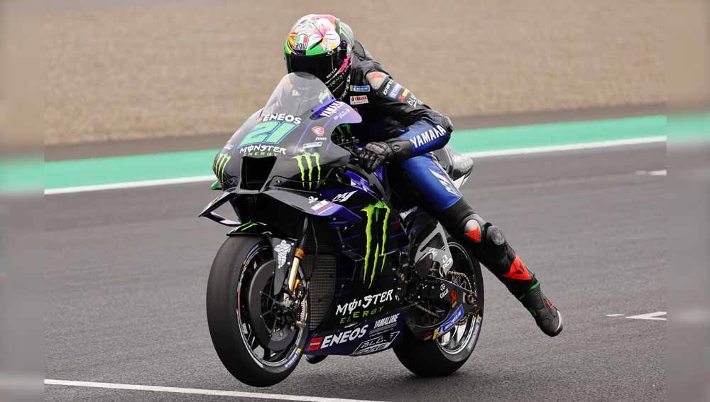 Pembalap Monster Energy Yamaha MotoGP Franco Morbidelli saat beraksi di Sirkuit Internasional Mandalika, Kuta, Lombok, Sabtu (19/02/22). Foto: Reuters/Willy Kurniawan Copyright: © Reuters/Willy Kurniawan