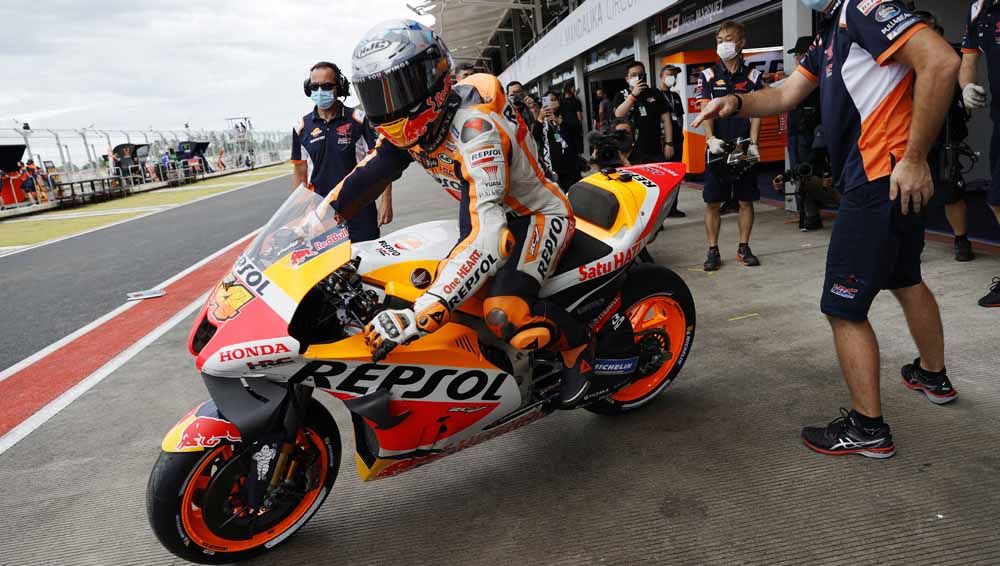 Pebalap dari tim Repsol Honda Pol Espargaro di Sirkuit Mandalika, Sabtu (19/03/22). Foto: REUTERS-Willy Kurniawan Copyright: © REUTERS-Willy Kurniawan