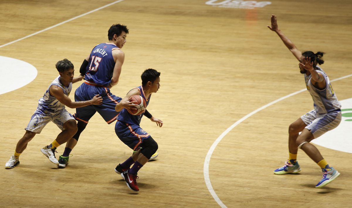 Berikut hasil pertandingan IBL 2022 antara Prawira Bandung vs Pelita Jaya. Foto: Herry Ibrahim/INDOSPORT. Copyright: © Herry Ibrahim/INDOSPORT