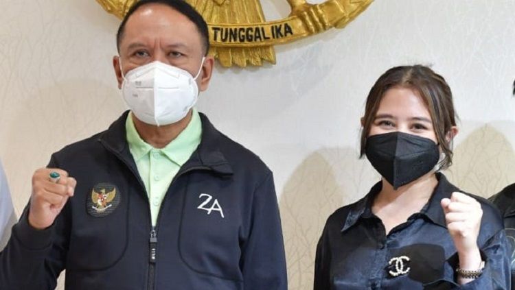 Presiden Persikota Tangerang, Prilly Latuconsina, menemui Menpora Zainudin Amali di Kantor Kemenpora, Jakarta, Kamis (24/3/22). Copyright: © Media Kemenpora