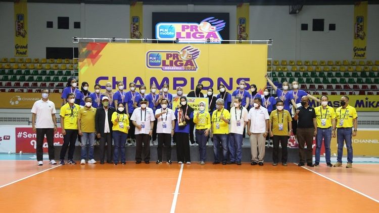 Bandung BJB Tandamata menjadi juara Proliga 2022, setelah mengalahkan Gresik Petrokimia Pupuk Indonesia 3-1 pada laga final di Padepokan Voli Jenderal Polisi Kunarto, Sentul, Bogor, Sabtu (26/03/22). (Humas Bandung BJB Tandamata) Copyright: © Humas Bandung BJB Tandamata