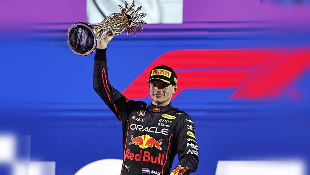 Berikut hasil balapan Formula 1 (F1) GP Spanyol 2022, di mana dua pembalap Red Bull yakni Max Verstappen dan Sergio Perez berhasil finis 1-2, Minggu (22/05/22). Foto: Reuters/Hamad I Mohammed Copyright: © Reuters/Hamad I Mohammed
