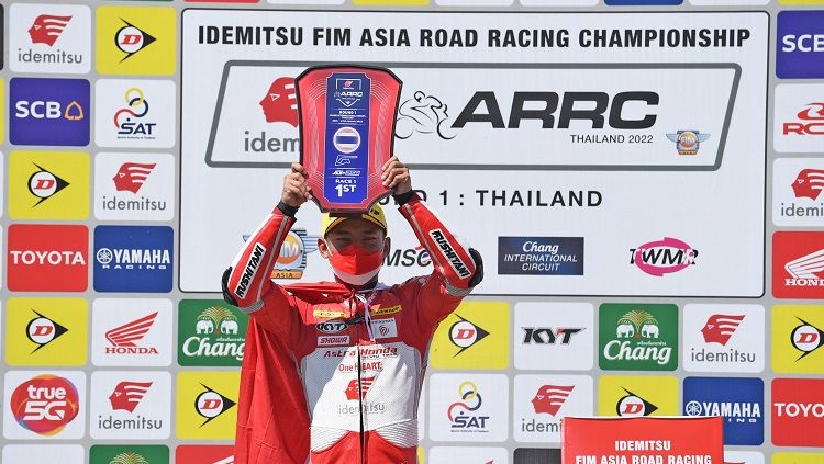 Rheza Danica Ahrens menjuarai race 1 AP250 di ARRC Thailand 2022 (Foto: Astra Honda Racing Team) Copyright: © Astra Honda Racing Team