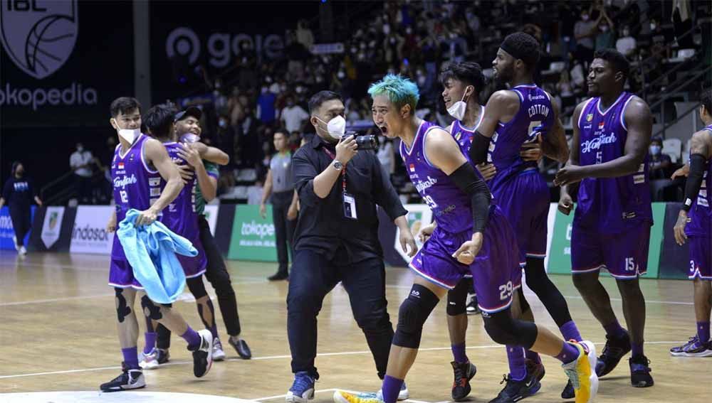 Amartha Hangtuah memastikan diri tampil di babak play-off IBL 2022. Copyright: © Media Hangtuah Jakarta