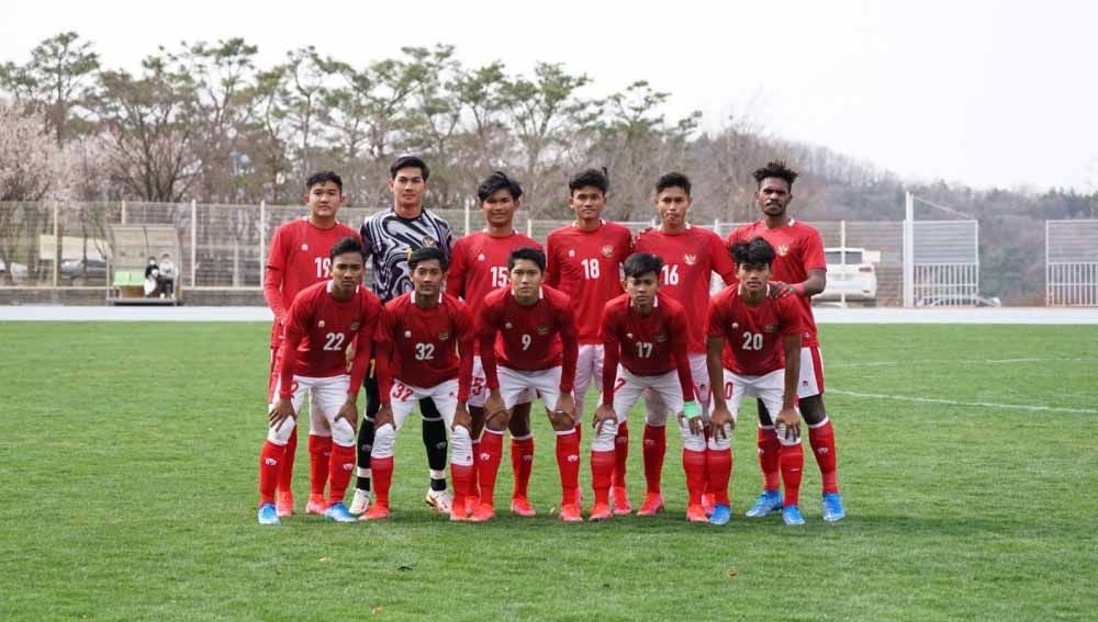 Timnas Indonesia U-19 kalah 1-5 saat uji coba lawan Korea Selatan U-19, Selasa (29/03/22). Copyright: © PSSI