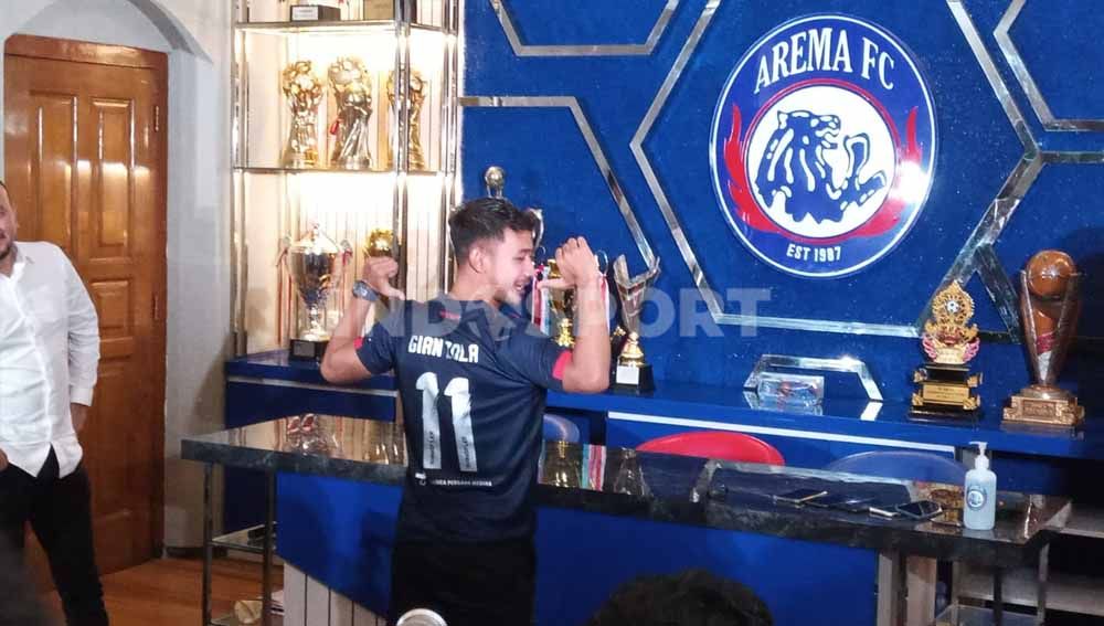 Pemain baru Arema FC, Gian Zola. Foto: Ian Setiawan/Indosport.com Copyright: © Ian Setiawan/Indosport.com