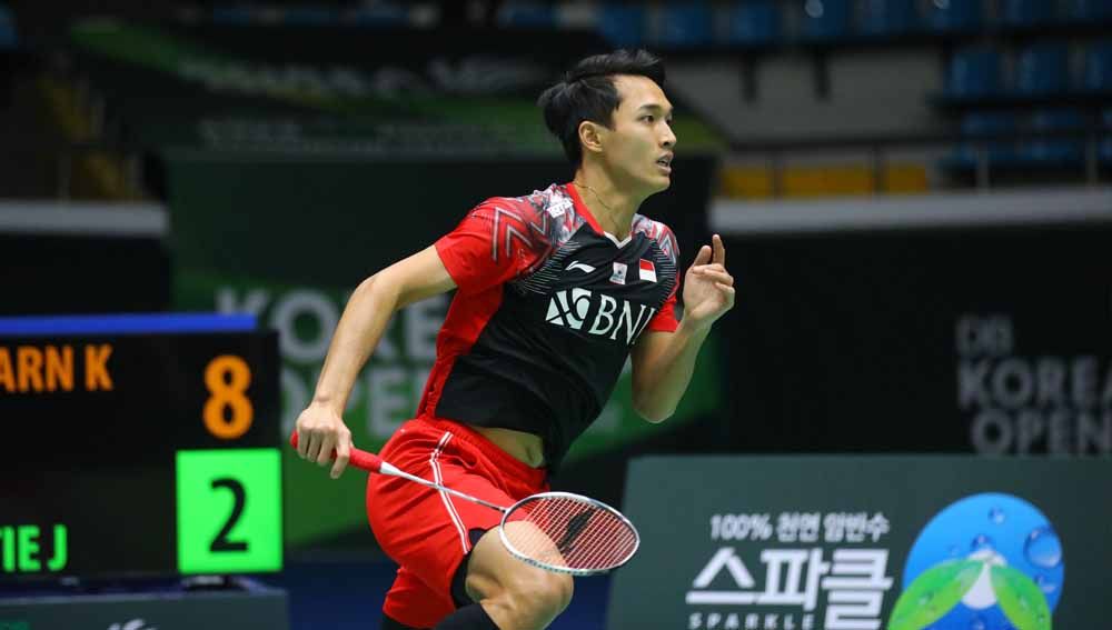 Pebulu tangkis tunggal putra Indonesia, Jonatan Christie gagal mengalahkan wakil China yang dijuluki penerus Lin Dan yakni Weng Hong Yang di final Korea Open. Foto: PBSI Copyright: © PBSI