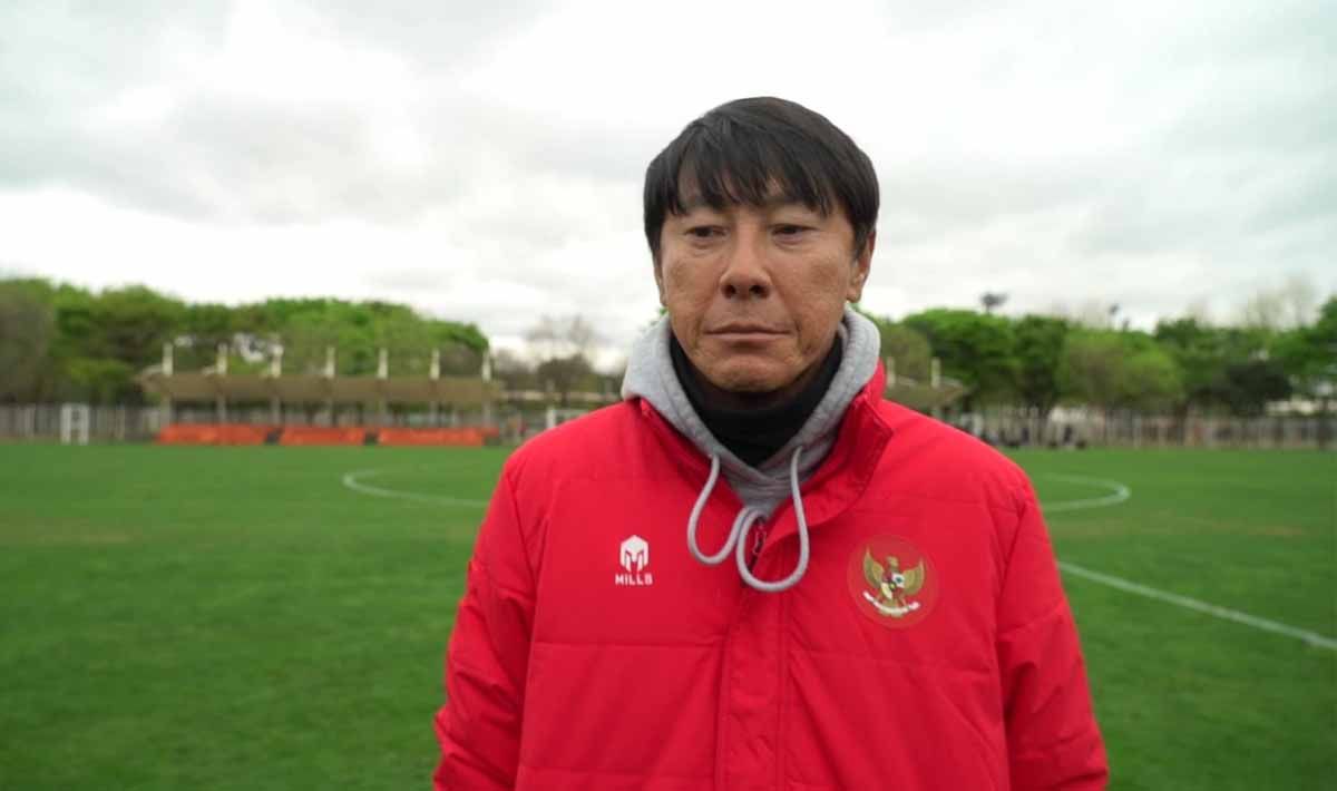Pelatih Timnas Indonesia, Shin Tae-yong, secara terbuka mengakui Vietnam lebih unggul jelang laga pembuka SEA Games 2021.  Foto: PSSI Copyright: © PSSI