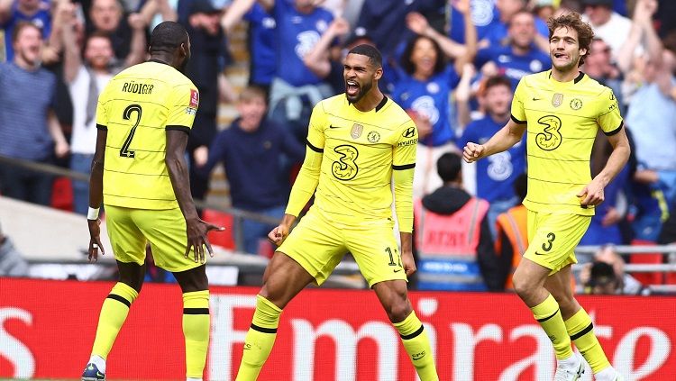 Ruben Loftus-Cheek merayakan golnya di semifinal Piala FA Chelsea vs Crystal Palace (REUTERS/David Klein) Copyright: © REUTERS/David Klein