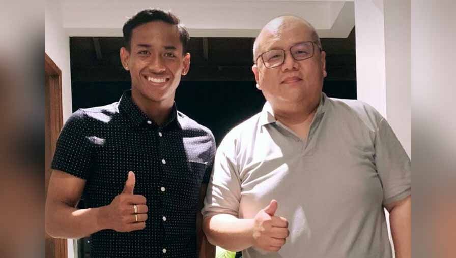 Bek Persita, Muhammad Toha bersama Yabes Tanuri selaku CEO Bali United. Foto: dokumen pribadi M. Toha Copyright: © dokumen pribadi M. Toha
