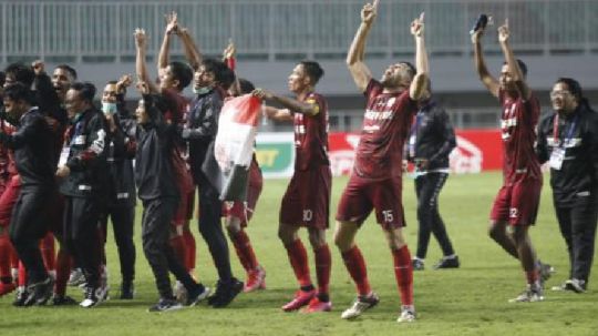 Pertandingan Final Liga 2 antara Dewa United vs Persis Solo Copyright: © Herry/Indosport
