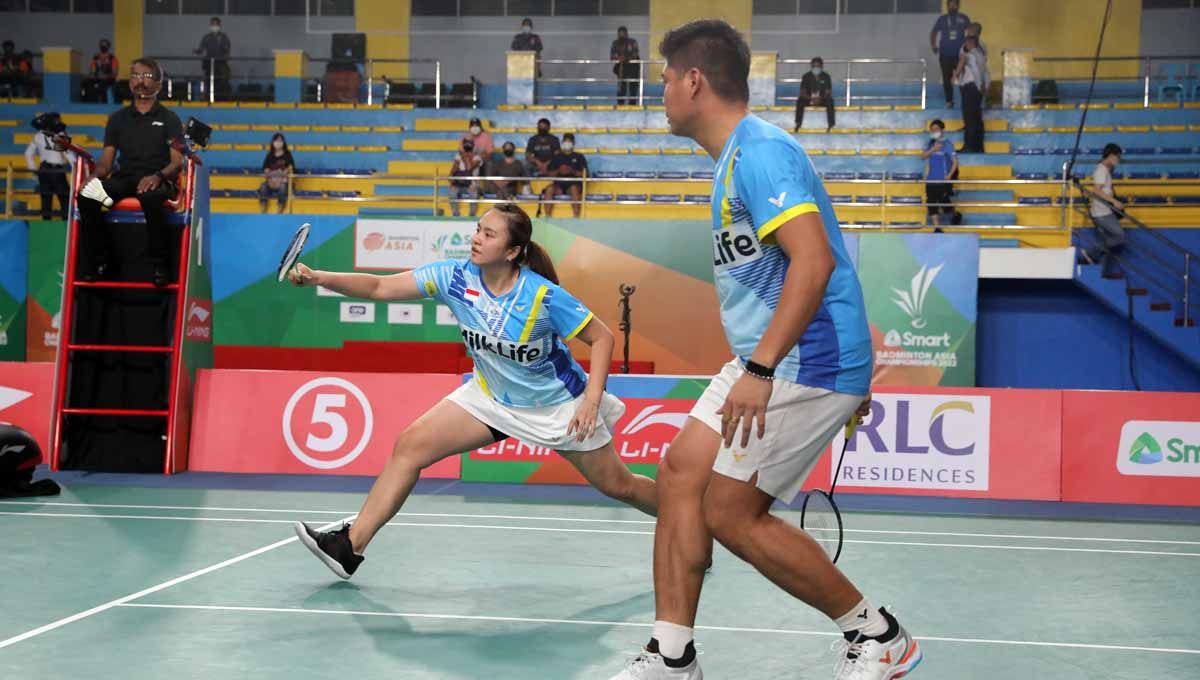 Dari kegemukan hingga salah gerak, ini penyebab mundurnya pasangan ganda campuran Indonesia Praveen Jordan/Melati Daeva di Indonesia Open 2022. Foto: PBSI Copyright: © PBSI
