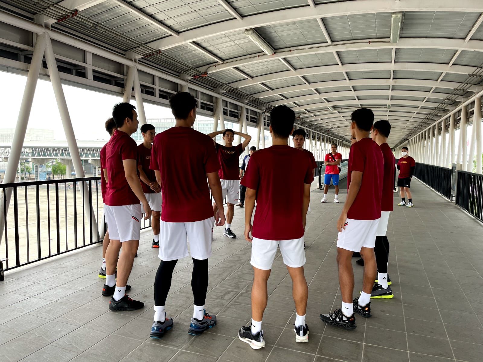 Tim bulutangkis putra Indonesia tengah berlatih di sela-sela persiapan jelang Piala Thomas 2022. Foto: Humas PBSI Copyright: © Humas PBSI