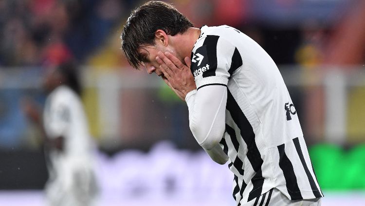 Reaksi Pemain Juventus, Dusan Vlahovic REUTERS-Jennifer Lorenzini Copyright: © REUTERS-Jennifer Lorenzini