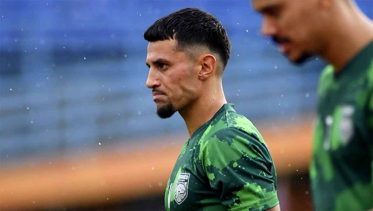 Gelandang Timnas Indonesia, Stefano Lilipaly, tidak dipanggil untuk FIFA match day lawan Curacao pada 24 dan 27 September 2022. Copyright: © PT LIB