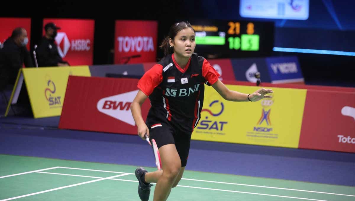 Media lokal China, Aiyuke, soroti kejutan yang diciptakan oleh rising star Indonesia, Bilqis Prasista, usai menumbangkan Akane Yamaguchi di Piala Uber 2022. Copyright: © PBSI