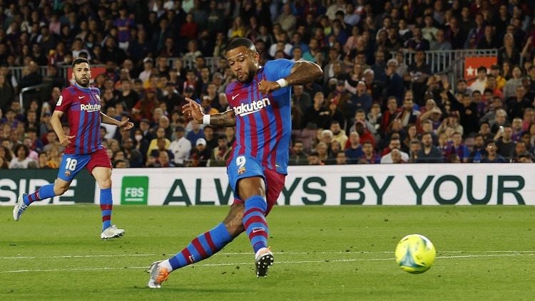 Gol Memphis Depay di laga Liga Spanyol Barcelona Vs Celta Vigo (REUTERS/Albert Gea) Copyright: © REUTERS/Albert Gea