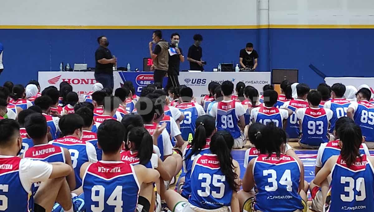 Azrul Ananda saat peluncuran program DBL Camp 2022. Foto: Fitra Herdian/Soicaumienbac.cc Copyright: © Fitra Herdian/Soicaumienbac.cc