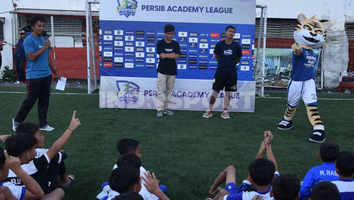 Persib menggelar Festival Persib Academy League 2022 di Lapangan Soccer Republic, Kota Bandung, Rabu (11/05/22) dan Kamis (12/05/22), sebagai bentuk konsistensi pembinaan. Foto: Arif Rahman/Soicaumienbac.cc Copyright: © Arif Rahman/Soicaumienbac.cc
