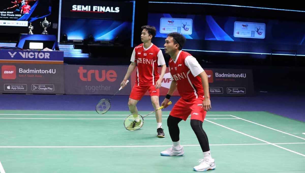 Mohammad Ahsan/Kevin Sanjaya Sukamuljo dalam laga Thomas Cup 2022. Foto: PBSI Copyright: © PBSI