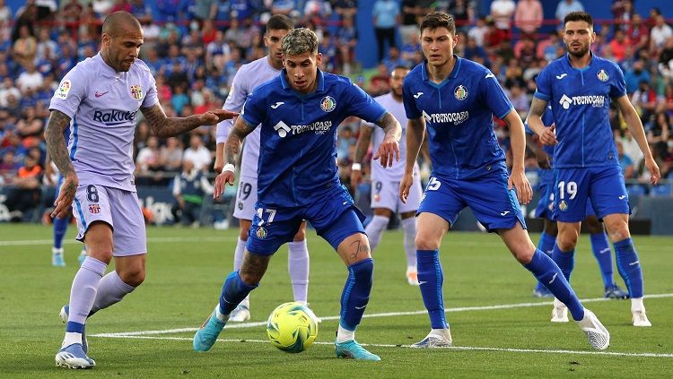 Berikut hasil pertandingan pekan ke-37 Liga Spanyol antara Getafe vs Barcelona. Tampil mandul meski  mendominasi permainan, Blaugrana gagal tundukkan tuan rumah. (REUTERS/Isabel Infantes) Copyright: © REUTERS/Isabel Infantes