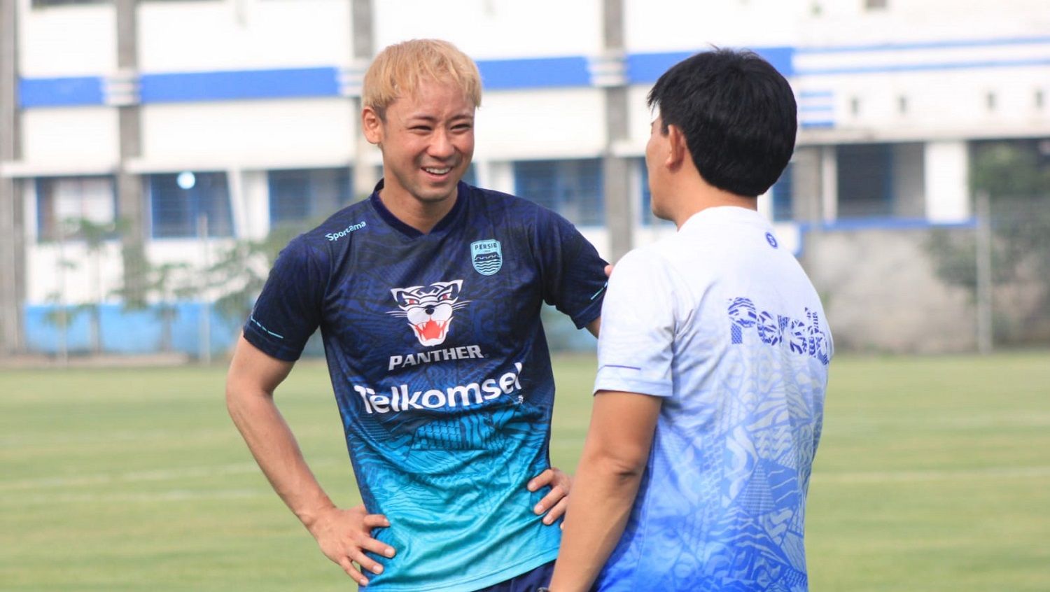 Pemain asal Jepang Ryohei Miyazaki menjalani trial di klub Liga 1, Persib Bandung. Foto: Arif Rahman/INDOSPORT Copyright: © Arif Rahman/INDOSPORT