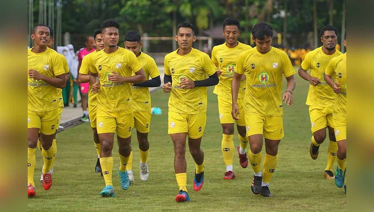 Jelang menjamu PSIS Semarang di laga lanjutan Liga 1 2022-2023, Barito Putera melakukan simulasi lengkap untuk bermain pada malam hari usai buka puasa. Foto: MO Barito Putera Copyright: © MO Barito Putera