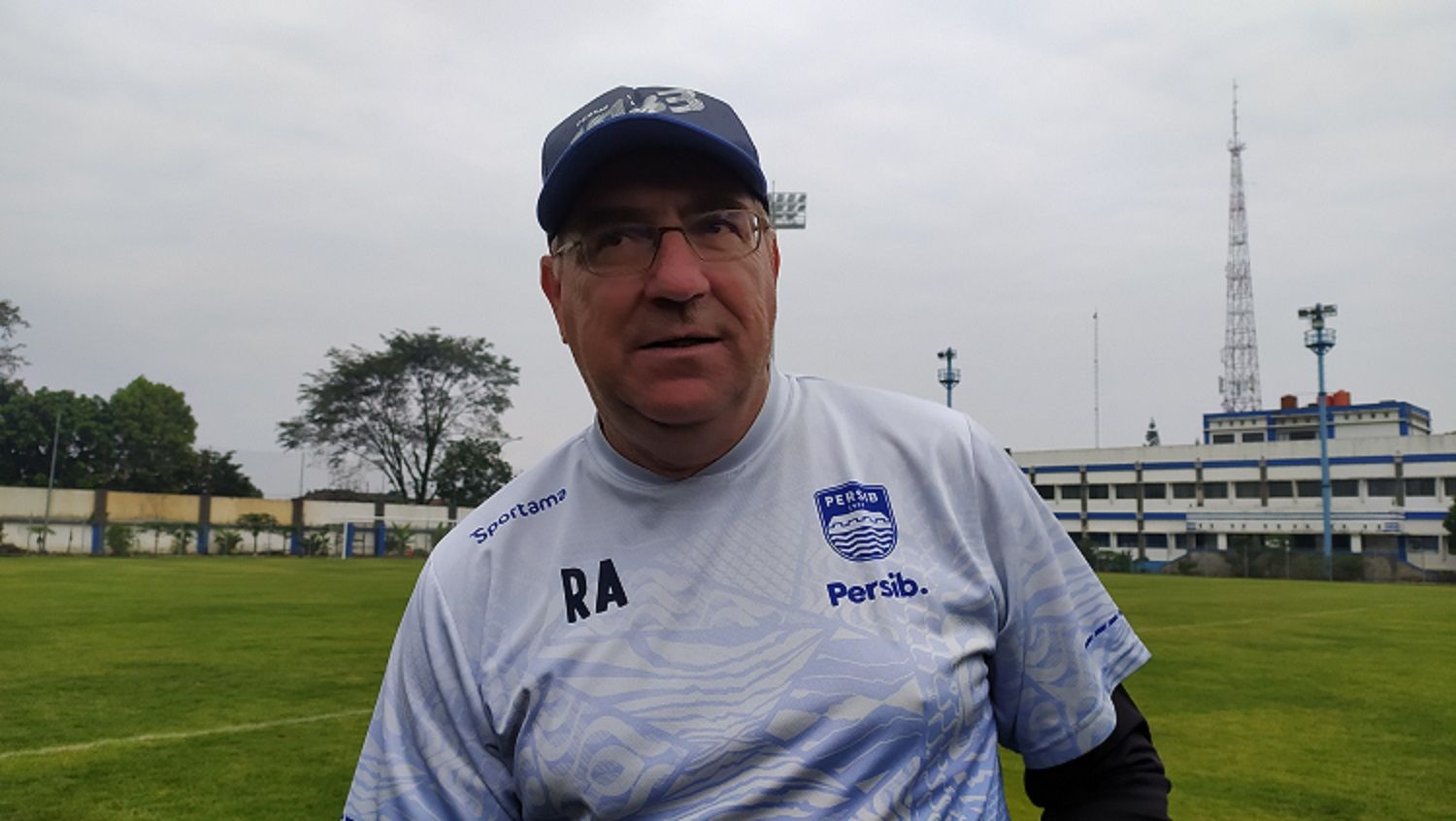 Pelatih Persib Bandung di Liga 1, Robert Rene Alberts. Copyright: © Arif Rahman/INDOSPORT