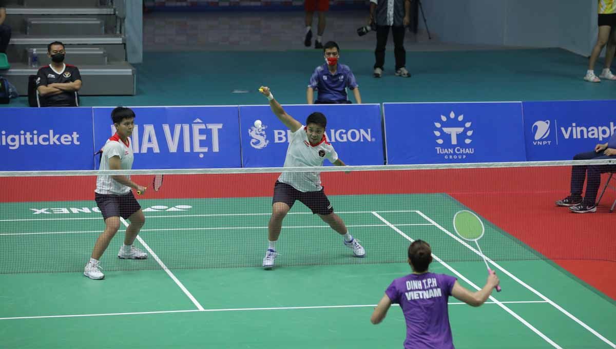 Ganda putri Indonesia Apriyani Rahayu dan Siti Fadia Ramadhanti di laga SEA Game Vietnam 2021. Foto: PBSI Copyright: © PBSI