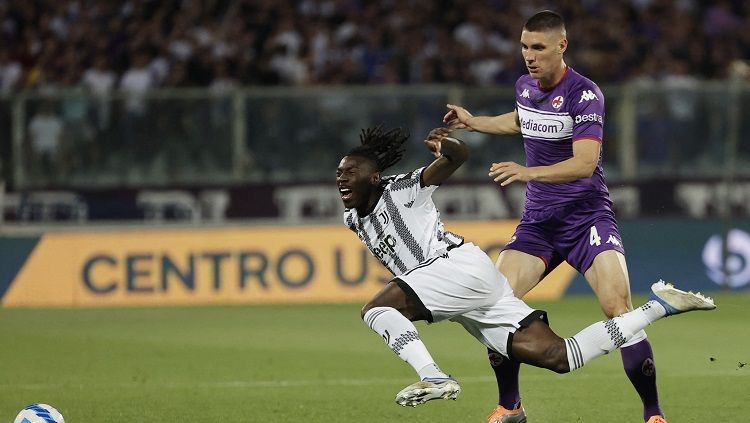 Berikut hasil pertandingan Liga Italia 2021-2022 yang mempertemukan Fiorentina vs Juventus pada Minggu (22/05/22). Copyright: © REUTERS/Ciro De Luca