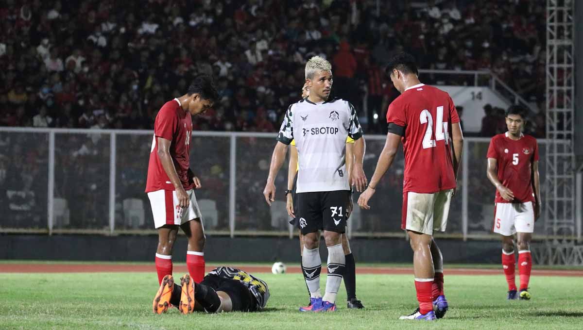 Uji coba antara Timnas Indonesia U-19 vs Tira Persikabo di Stadion Madya Senayan, Jakarta, Minggu (22/05/22). Foto PSSI Copyright: © PSSI