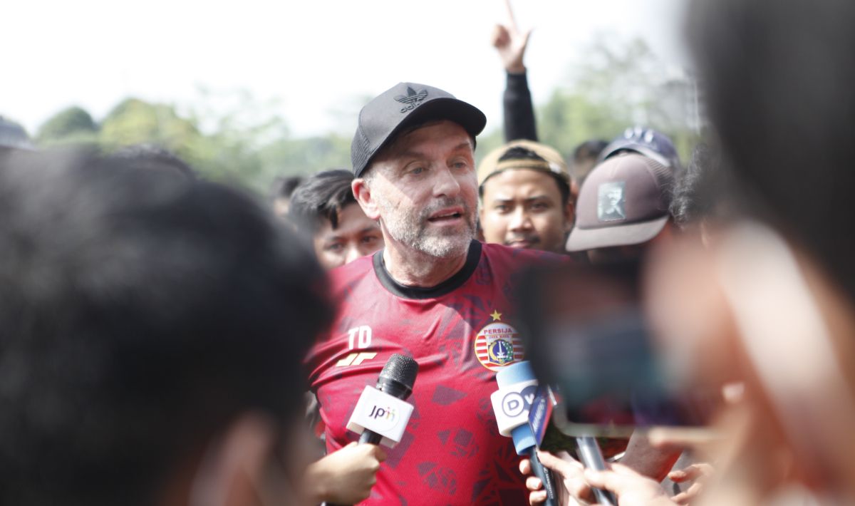 Indosport - Laga syarat gengsi antara Persija Jakarta melawan Persib Bandung sangat dinantikan pelatih anyar Persija Jakarta, Thomas Doll.