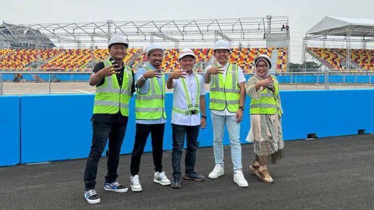 Perusahaan presiden Arema FC, Gilang Widya Pramana jadi sponsor ajang Formula E Jakarta. Copyright: © Dok. Gilang Widya Pramana