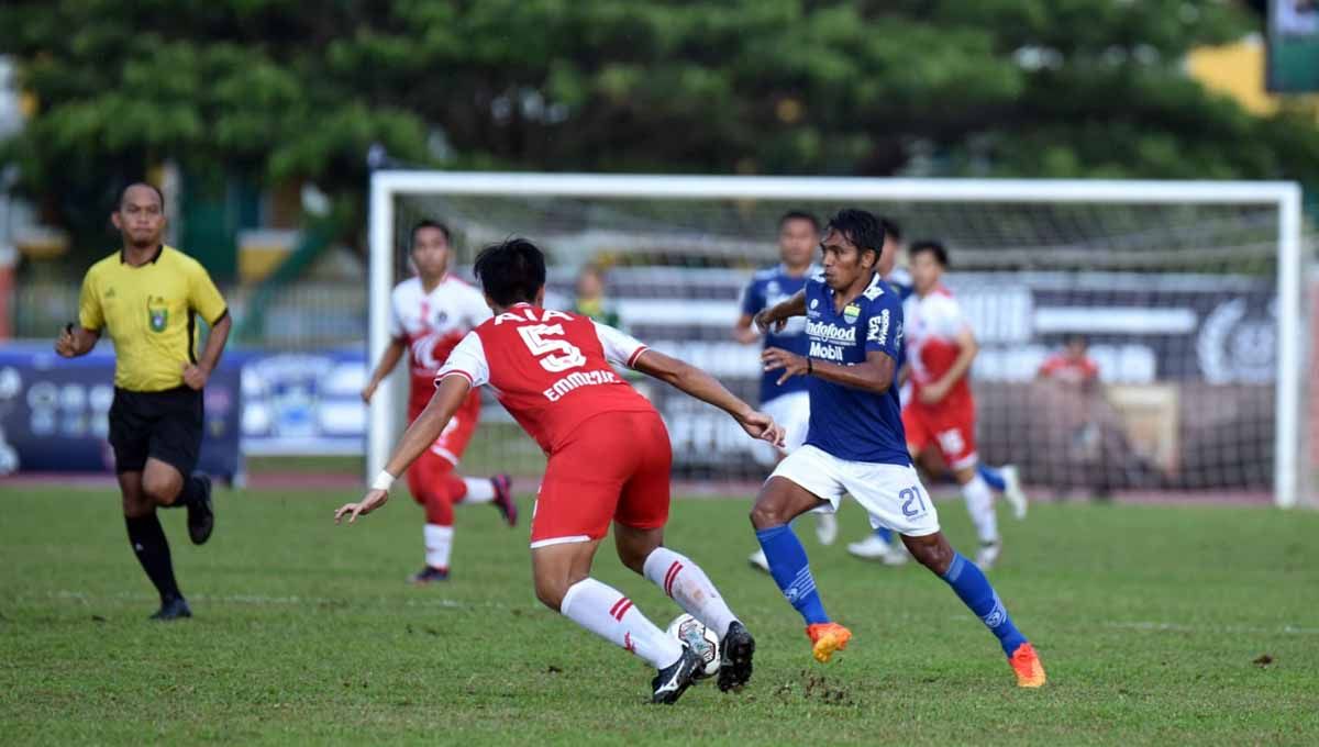 Persib kalahkan tim asal Singapura Tanjong Pagar 6-1, pada pertandingan uji coba di Stadion Citra Mas, Batam, Minggu (05/06/22). Foto: Media Officer Persib Copyright: © Media Officer Persib