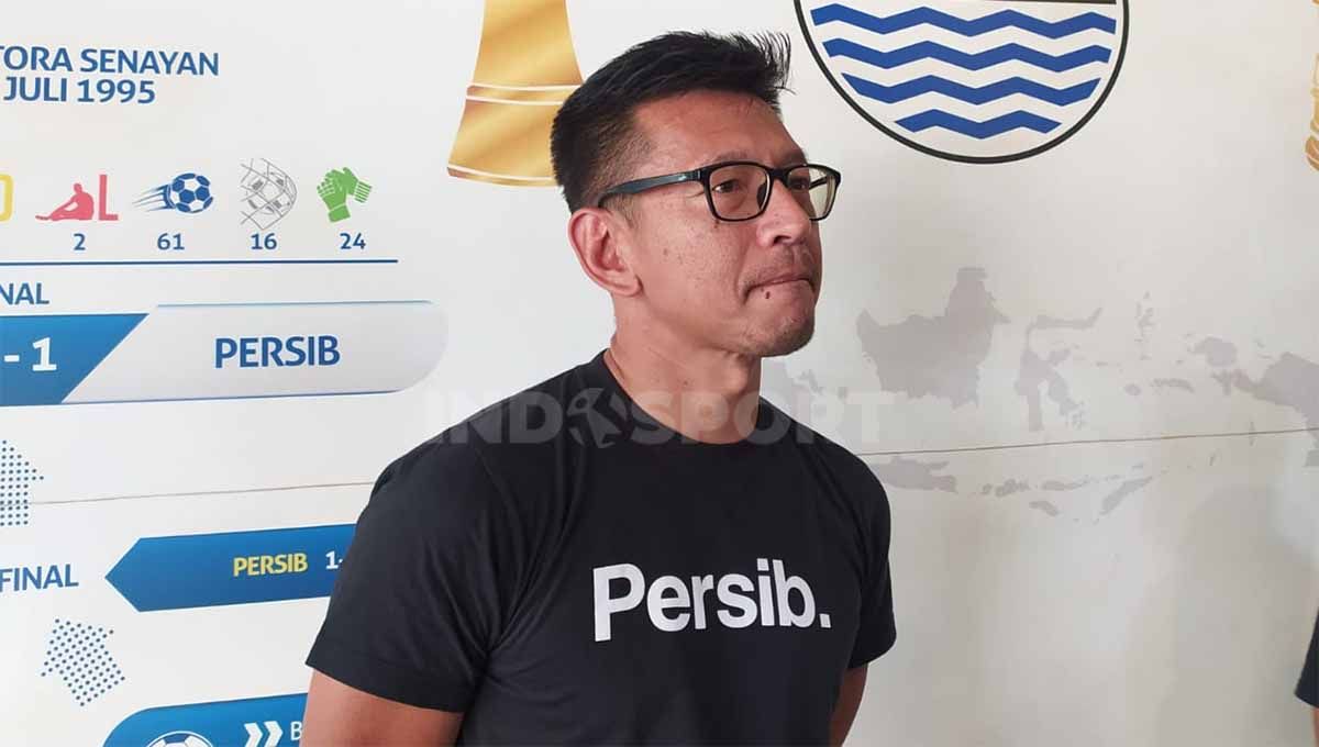 Direktur PT Persib Bandung Bermartabat (PBB), Teddy Tjahjono di Graha Persib, Jalan Sulanjana, Kota Bandung, Rabu (08/06/22). Foto: Direktur PT Persib Bandung Bermartabat (PBB), Teddy Tjahjono di Graha Persib, Jalan Sulanjana, Kota Bandung, Rabu (08/06/22 Copyright: © Arif Rahman/Indosport.com