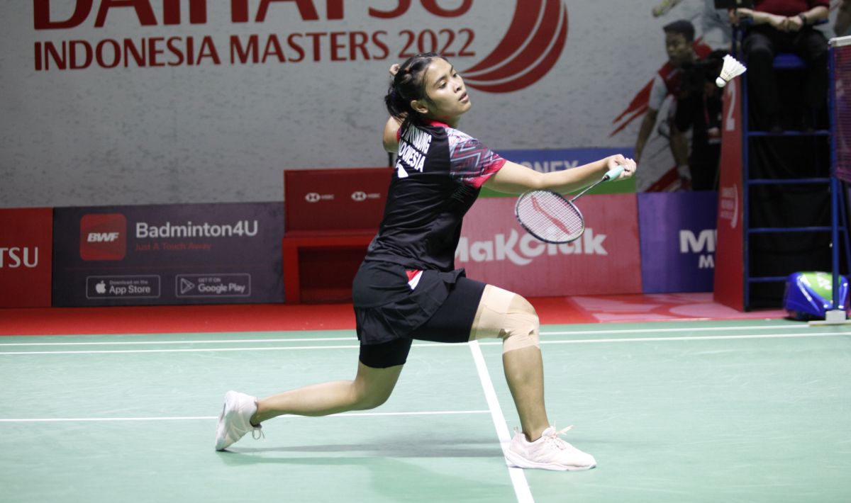Sebelum menumbangkan Akane Yamaguchi di babak pertama Malaysia Open 2022 hari ini, ternyata Gregoria Mariska sempat berbagi cara unik untuk mencari penyemangat. Copyright: © Herry Ibrahim/INDOSPORT