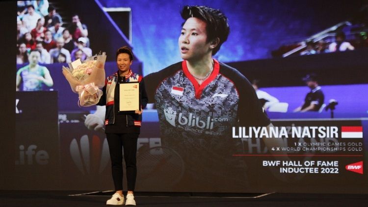 Liliyana Natsir Diberi Penghargaan Hall of Fame oleh BWF Copyright: © Zainal Hasan/INDOSPORT