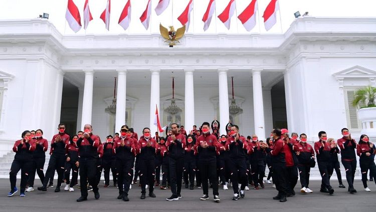 Menpora RI Zainudin Amali turut ikut mendampingi Presiden Joko Widodo dalam upacara Pelepasan Tim Indonesia menuju SEA Games 2021 Copyright: © Media Kemenpora