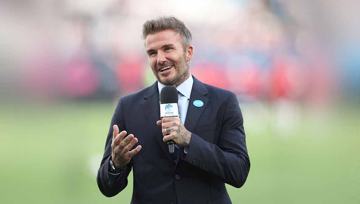 David Beckham dikabarkan terpaksa check out dari hotelnya di Qatar karena terancam oleh fans yang mengetahui lokasi penginapannya selama Piala Dunia 2022. Foto: Reuters/Matthew Childs. Copyright: © Reuters/Matthew Childs