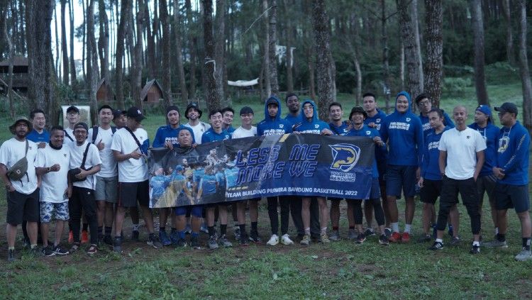 Prawira Bandung gelar Team Building jelang Playoff IBL 2022. (Foto: Media Officer Prawira Bandung) Copyright: © Media Officer Prawira Bandung