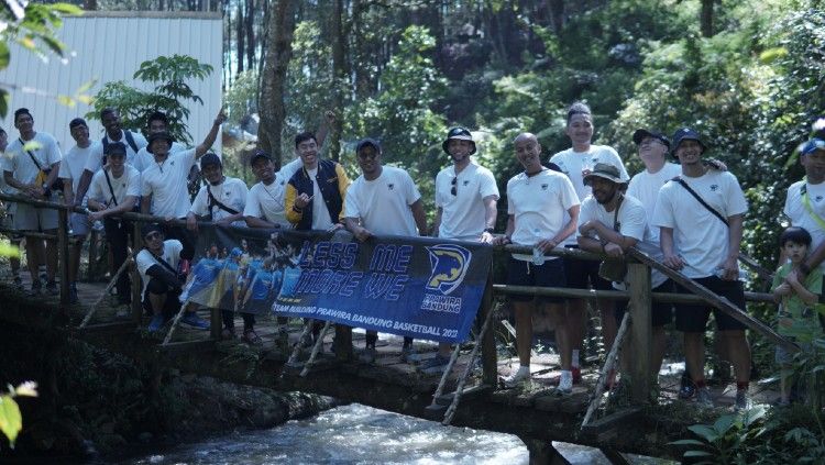 Prawira Bandung gelar Team Building jelang Playoff IBL 2022. (Foto: Media Officer Prawira Bandung) Copyright: © Media Officer Prawira Bandung