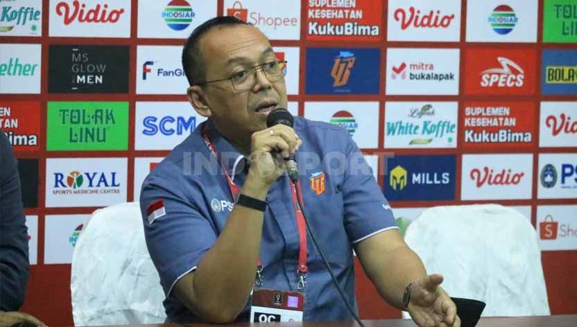 Direktur Utama (Dirut) LIB Ahmad Hadian Lukita resmi ditahan Polda Jawa Timur, Selasa (25/10/22) terkait kejadian di Stadion Kanjuruhan. Copyright: © Ian Setiawan/INDOSPORT