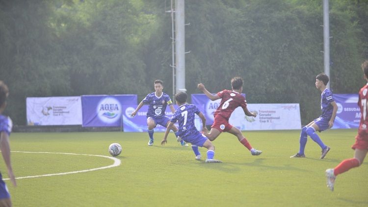 Pemandangan laga final turnamen internasional Transtama-GIC 2, Minggu (3/7/22). Copyright: © Garuda International Cup